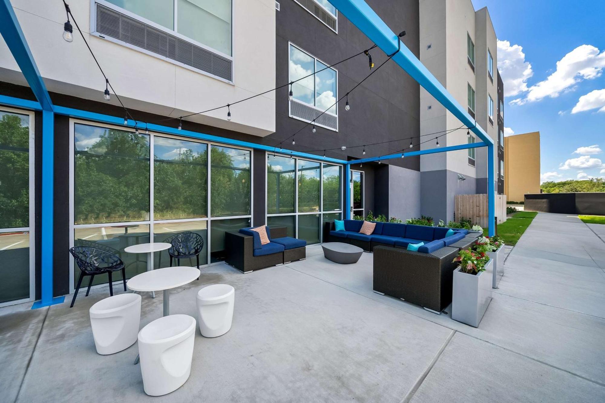 Tru By Hilton Plano Hwy 75 Hotel Exterior photo